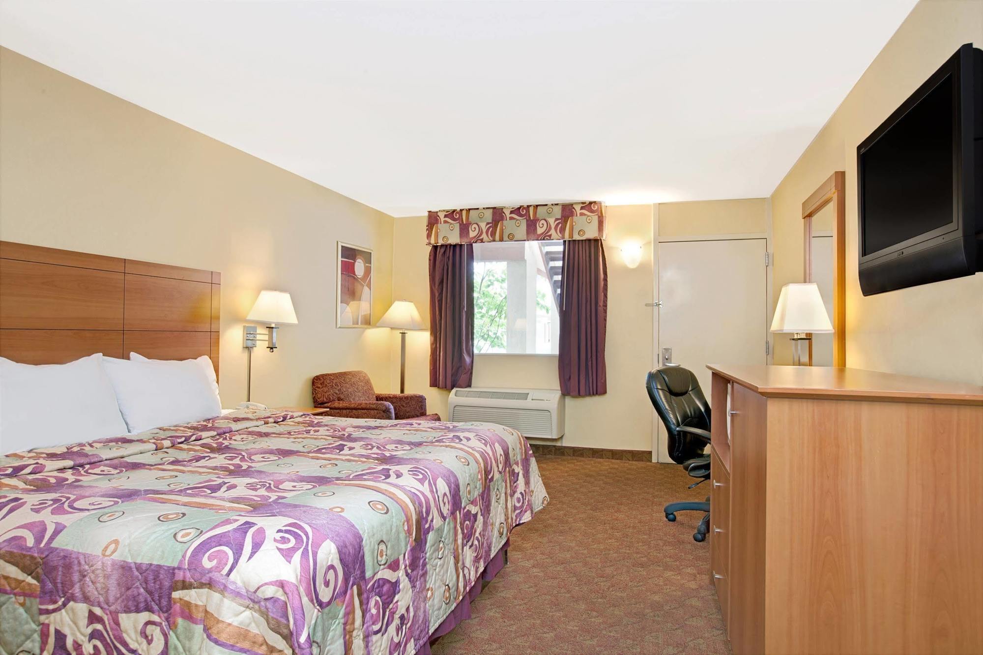 Red Roof Inn Bordentown - Mcguire Afb Buitenkant foto